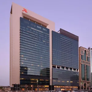 מלון Marriott Executive Downtown,